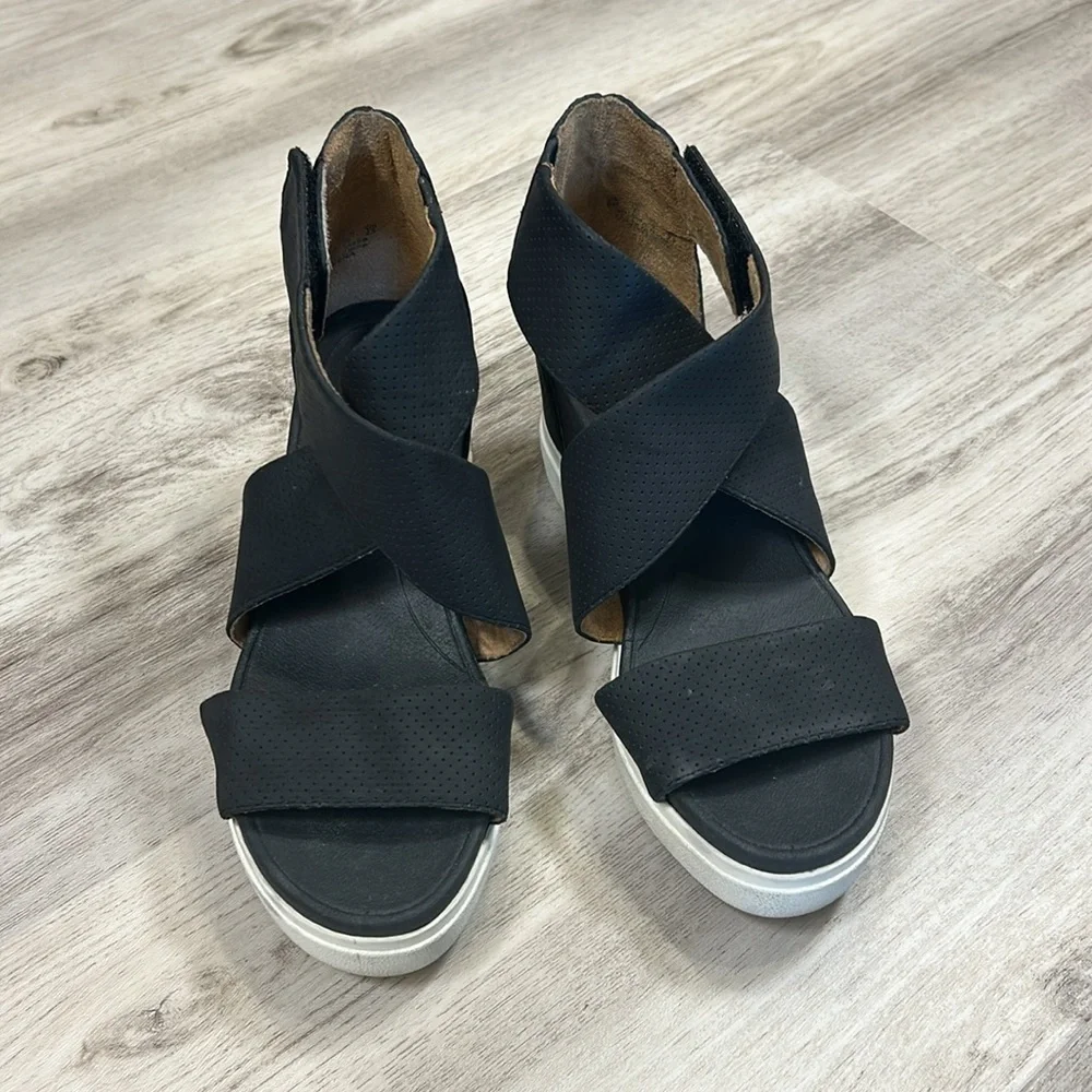 Dr. Scholl’s Sheena Comfort Wedge Strappy Sandals / Smooth Black | Women’s Sz 8M